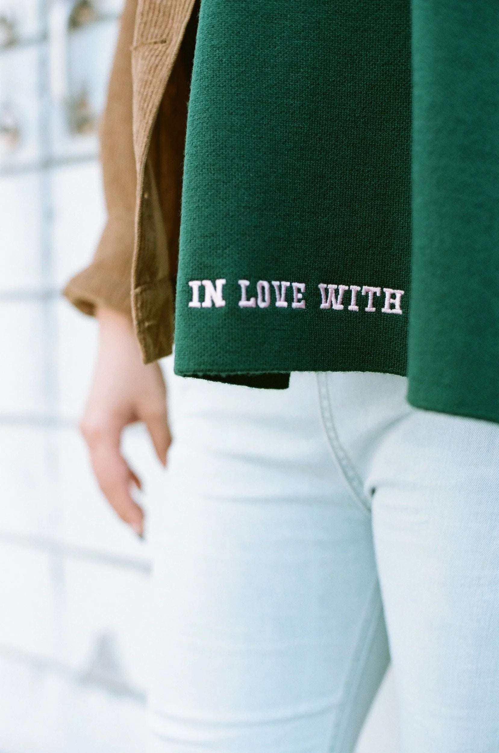 "IN LOVE WITH AN IDIOT" SCARF - CYNTHIA & XIAO X SAYING TH!NGS