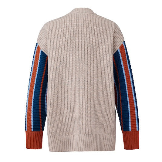 CHUNKY CARDIGAN WITH CROCHET BADGE